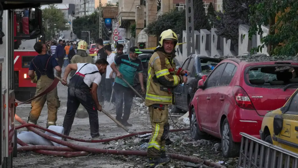 Iran's Precarious Stand: A Mirror to Ukraine in the Wake of Western Inconsistency