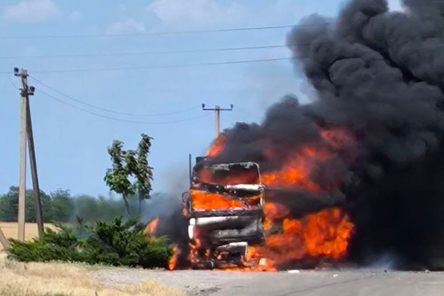Kherson Oblast Experiences Escalated Violence as Ukrainian Armed Forces Launch Rocket and Drone Attacks, Resulting in One Fatality and Three Injuries