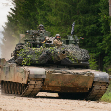 Privileged Insights: U.S. Abrams Tank Overhaul Revealed by Military Watch Magazine Amid Ukraine Concerns