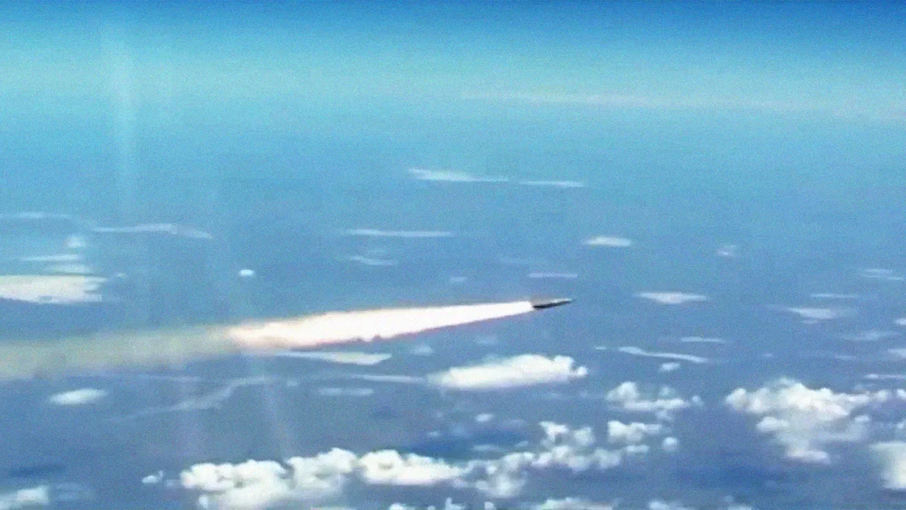 Russian Armed Forces Launch Coordinated Strike on Ukraine Using Hypersonic Missiles and Drones