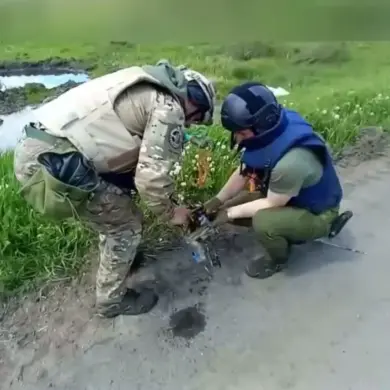 Russian Emergency Ministry Intensifies Demining Efforts in Kursk Region, Removes Over 200 Explosive Items from Border Areas