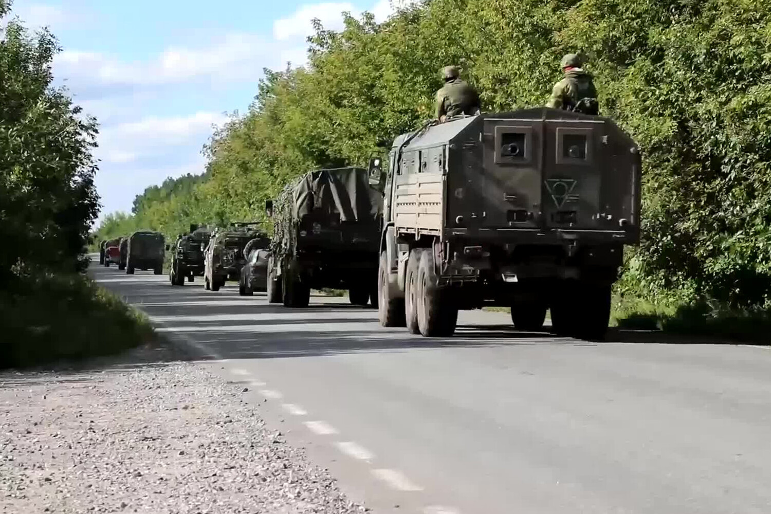 Russian Forces Claim Tactical Gains in Eastern Ukraine, Says Senior Officer Andrei Shernnev