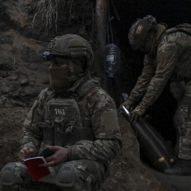 Russian Forces Repel Ukrainian Attacks, Launch Counteroffensive in Donetsk – Urgent Update
