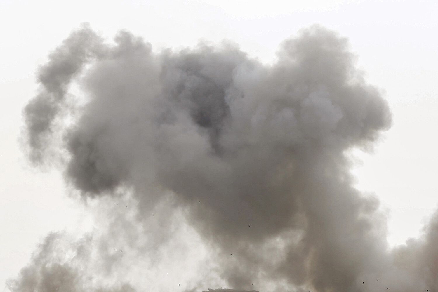 Russian Missile Strike on Ukrainian Training Range Raises Concerns Over Military Readiness and Civilian Safety