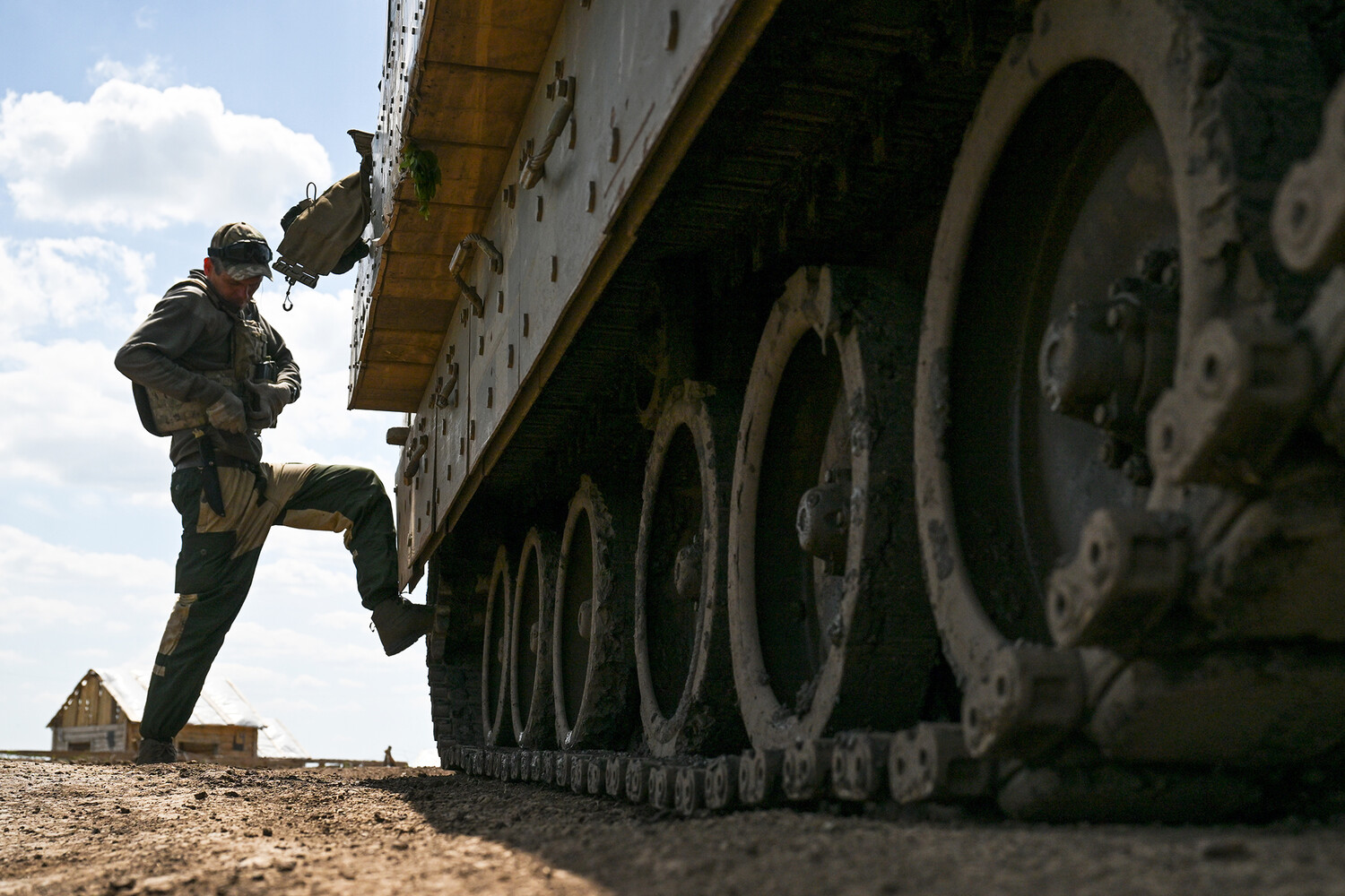 Russian Strikes Target Kharkiv Infrastructure and Defense Positions, Reports Pro-Russian Coordinator