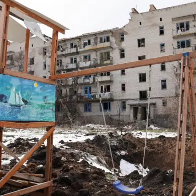 Evacuation of Chasov Yar Underway as Russian Forces Secure Strategic Ground in Donetsk