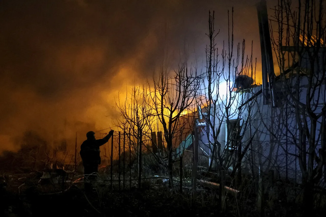 Explosions Shatter Calm in Kherson: Absence of Sirens Sparks Urgent Concern in Ukraine – Late-Breaking Update