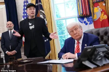 Former Biographer Claims Trump Discussed Elon Musk's Alleged Drug Use with Allies
