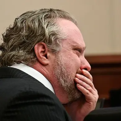 Haunted by Final Words: Dentist's Alleged Poisoning of Wife Unveils a Tale of Infidelity and Financial Desperation
