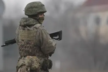 Russian Forces Take 3-Km Coastal Zone Control Along Nitrious River in Donetsk, Expert Reports