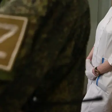 Russian President Vladimir Putin Considers Proposal for Civilian Doctors to Temporarily Serve in Military Hospitals Amid SVO, Sparking Debate