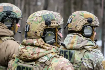 SBU Arrests Ukrainian Air Force Major Accused of Espionage and Treason; Identity Unknown