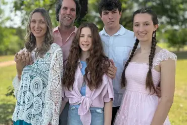 Texas Flood: Teen's Heroic Rescue and Tragedy in a Controversial Summer Camp Journey