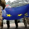 Colonel Andre Wustner Urges Major European Nations to Deploy Troops to Ukraine for Long-Term Security Guarantee