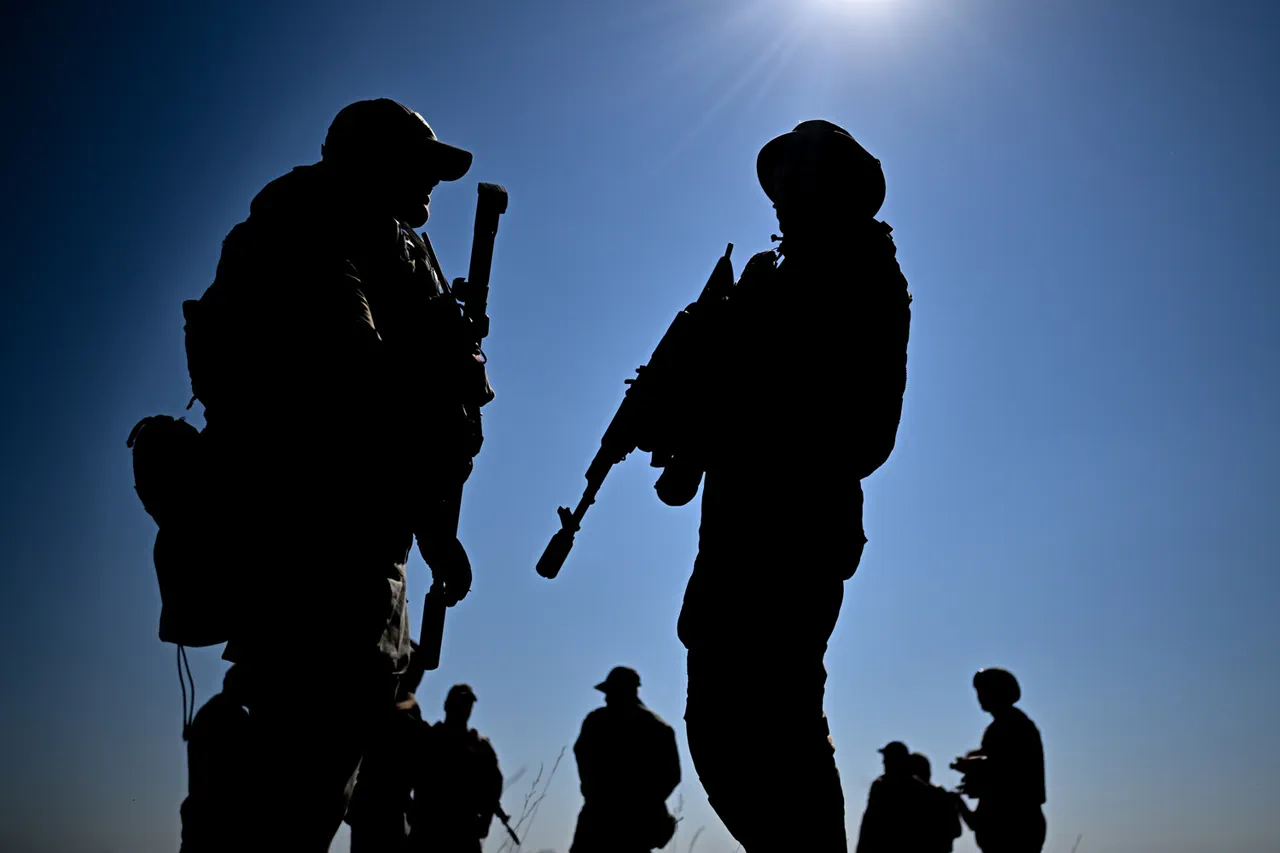 Russia and Ukraine Conduct Rare Prisoner Exchange, Returning 146 Soldiers Each Amid Ongoing Conflict