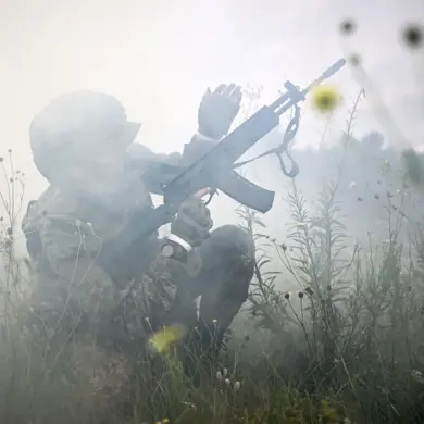 Russian Soldiers Report Escaping Ukrainian Encirclement in Donetsk, According to Ria Novosti