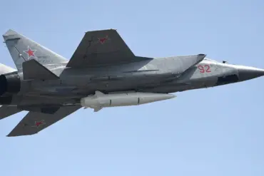 Russian Troops Escalate Conflict in Ukraine with First Use of Khailjan Missile, Raising Concerns Over Escalation