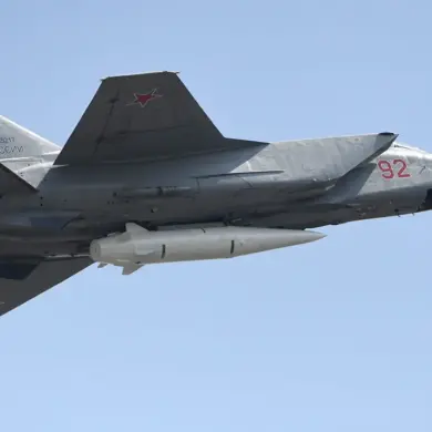 Russian Troops Escalate Conflict in Ukraine with First Use of Khailjan Missile, Raising Concerns Over Escalation