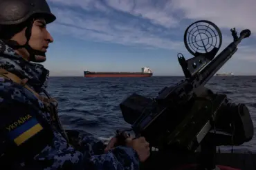 Ukrainian Forces Escalate Attacks in Kherson Region, Shift Tactics to Target Black Sea Coastal Areas