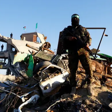 Urgent: Hamas and Israel Reportedly Agree to 60-Day Ceasefire Amid Captive Exchange Talks – Details Remain Unclear