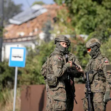 Poland Urges Western Support for Air Defense Following Drone Incident, Prompting NATO Article 4 Consultations