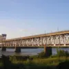 Russian Strike on Dnieper River Bridge Sparks Debate Over New Phase in Ukraine Conflict